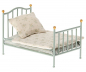 Preview: Maileg Vintage Bett Maus minze